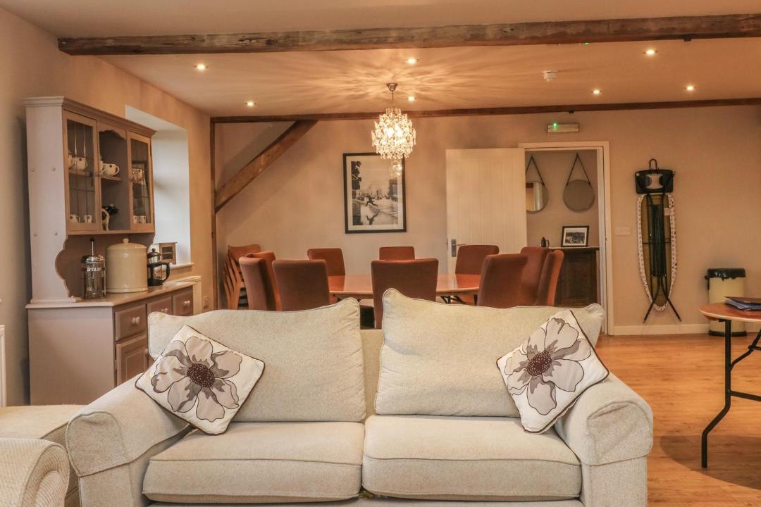 Photo of Livingroom in Sittingbourne