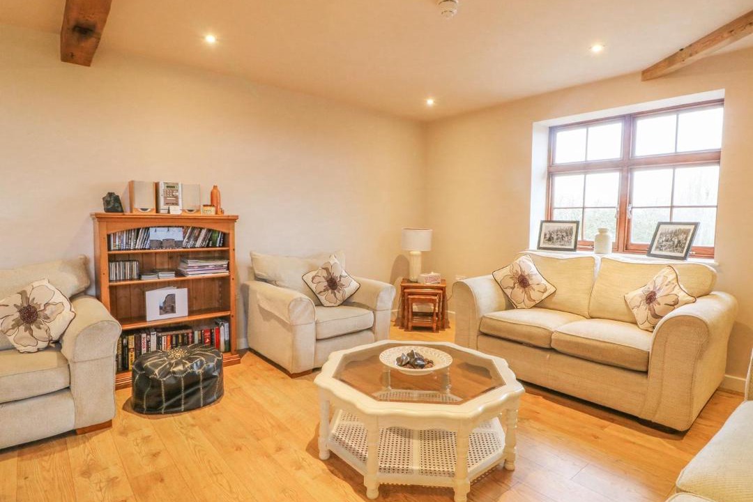 Photo of Livingroom in Sittingbourne