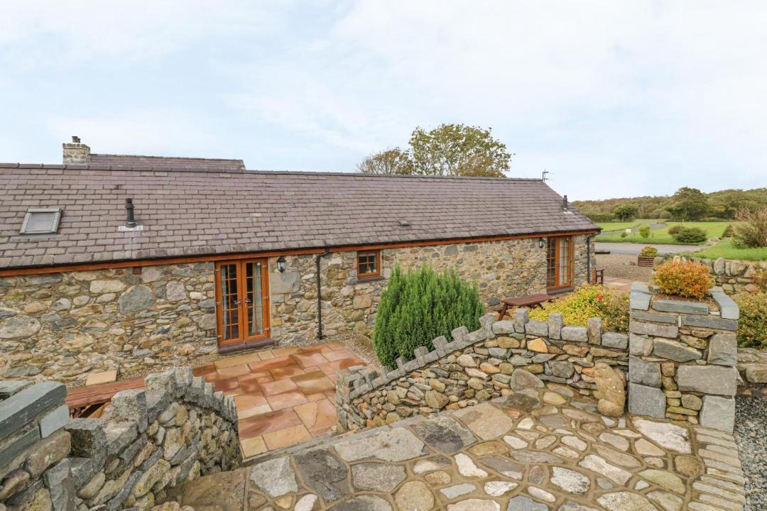 Photo of Others in Bont Newydd