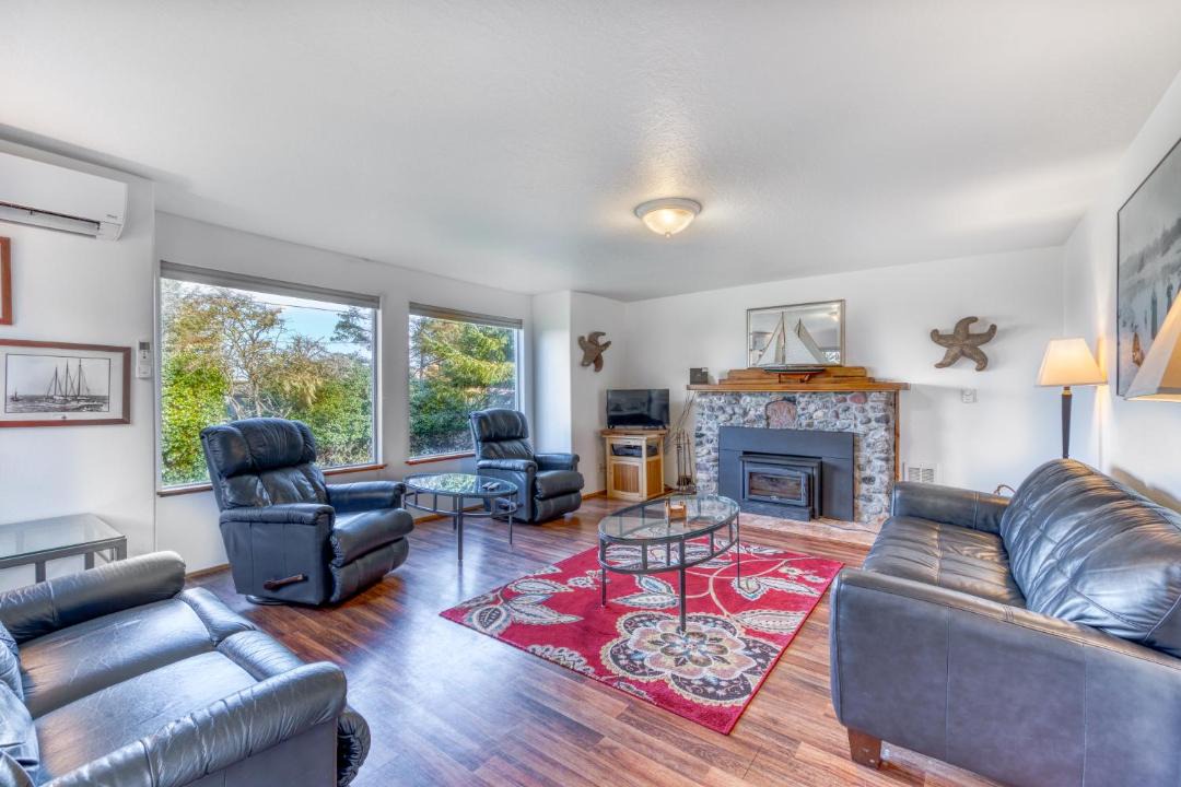 Photo of Others in Coos Bay