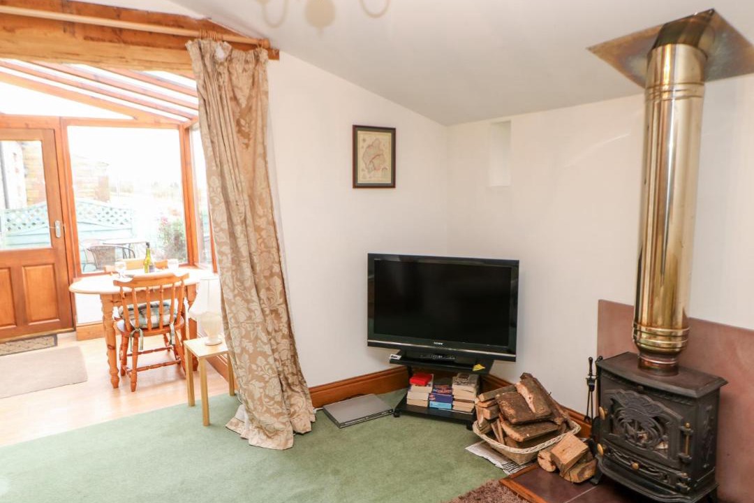 Photo of Others in Wing