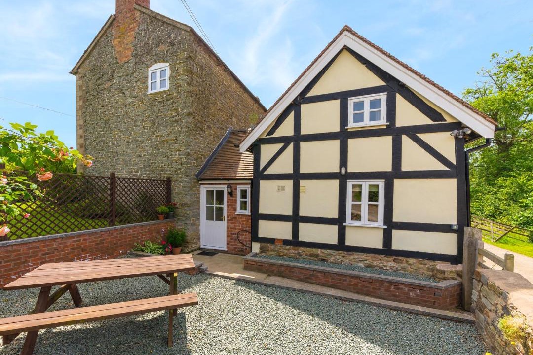 Photo of Buildings in Angelbank