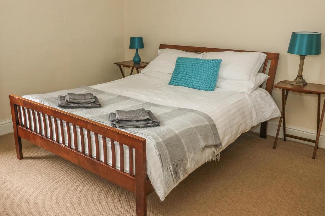 Photo of Bedroom in Fence