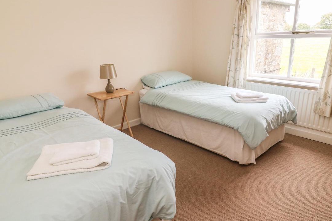 Photo of Bedroom in Fence