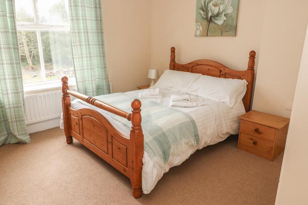 Photo of Bedroom in Fence