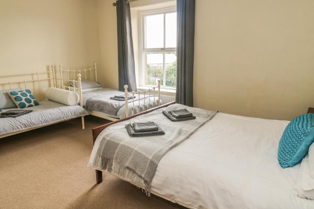 Photo of Bedroom in Fence