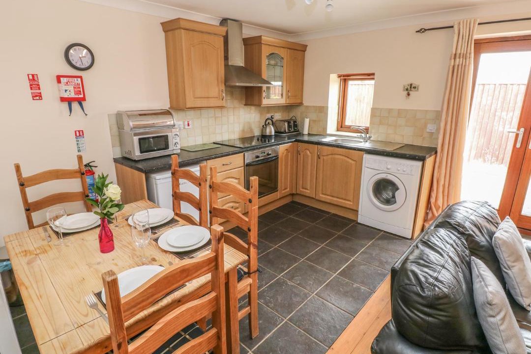 Photo of Kitchen in Llanrhidian Higher