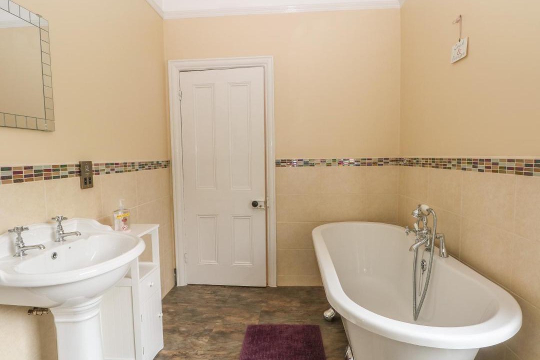 Photo of Bathroom in Hayfield