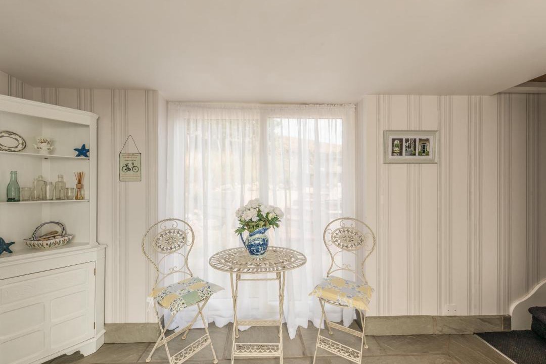 Photo of Others in Farden