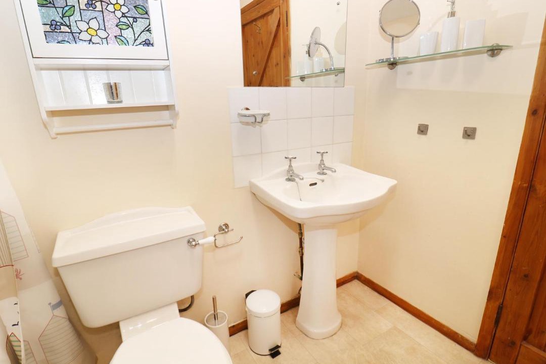 Photo of Bathroom in Urchfont