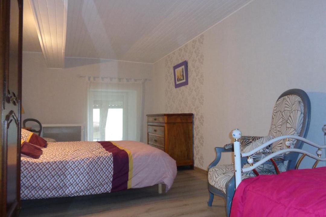 Photo of Bedroom in Soual