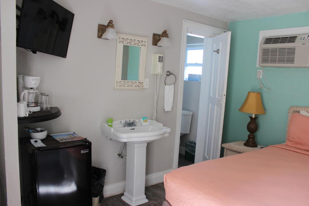 Photo of Others in Reeds