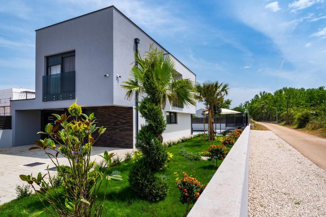 Photo of Buildings in Zaton