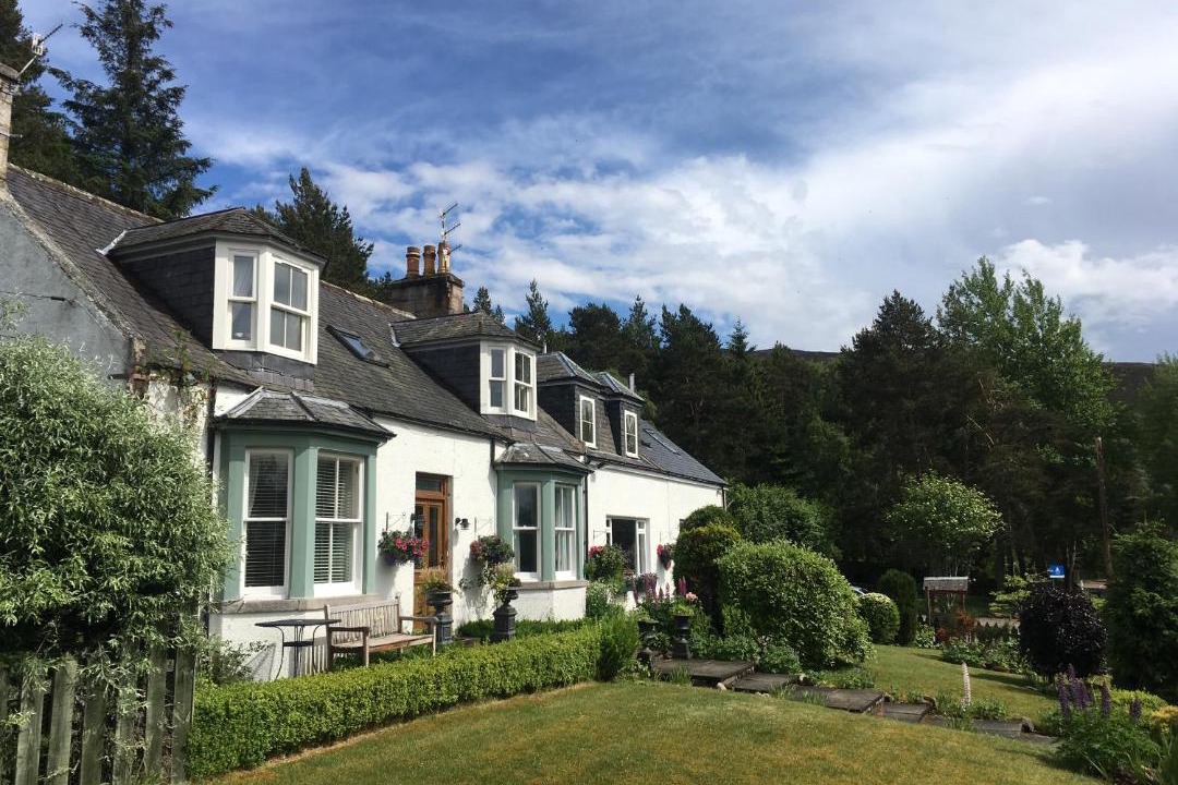 Photo of Others in Braemar