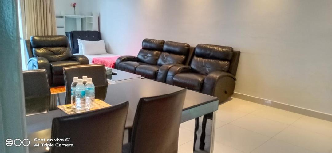 Photo of Livingroom in Imbi