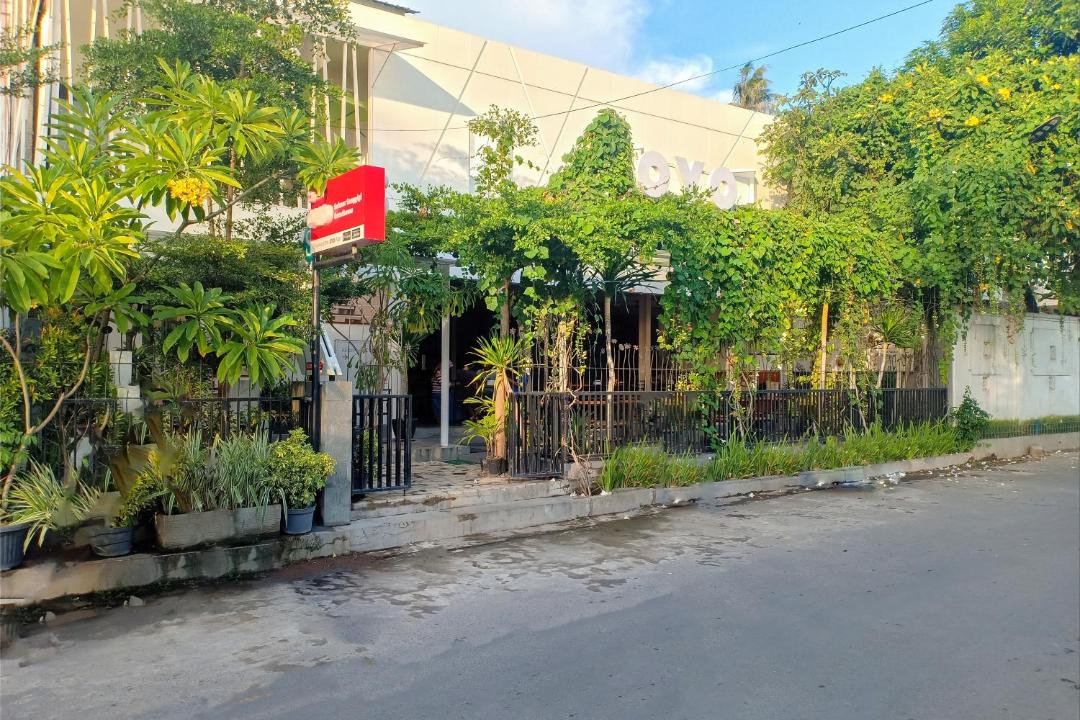 Photo of Buildings in Senggigi