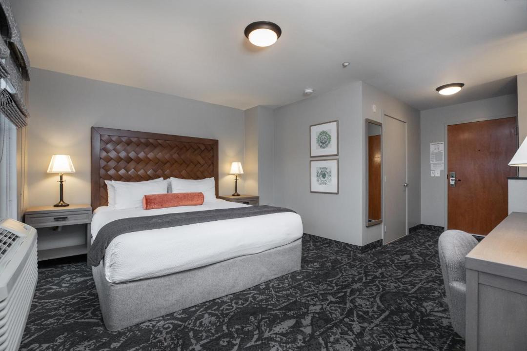 Photo of Bedroom in Lower Queen Anne