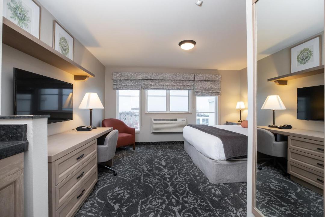 Photo of Bedroom in Lower Queen Anne