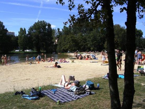 Photo of Others in Laprade