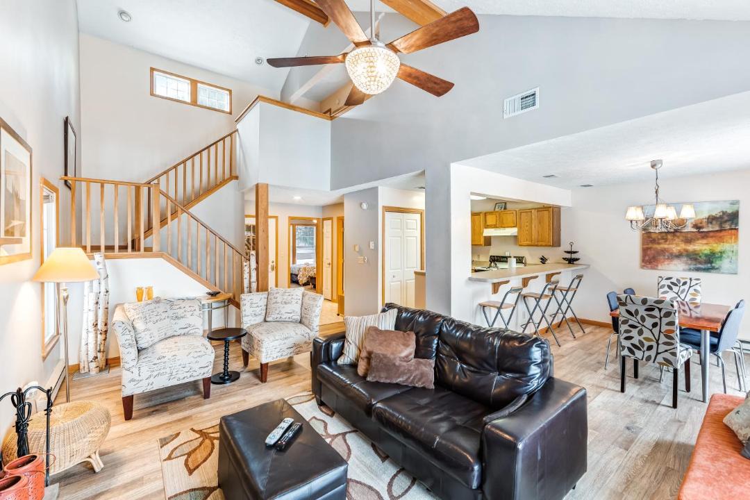 Photo of Livingroom in Tannersville