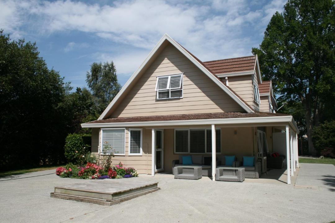 Photo of Buildings in Okoroire