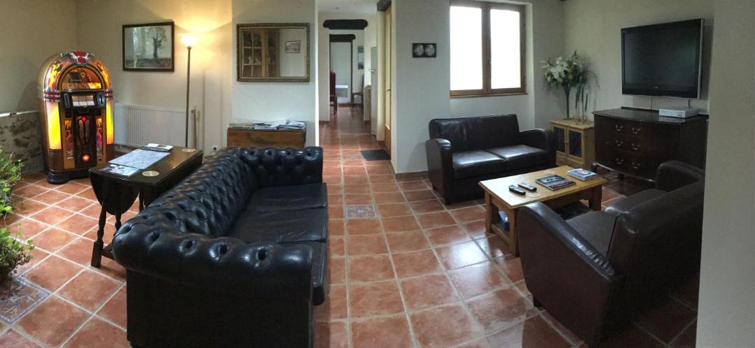 Photo of Livingroom in Moyon-Villages