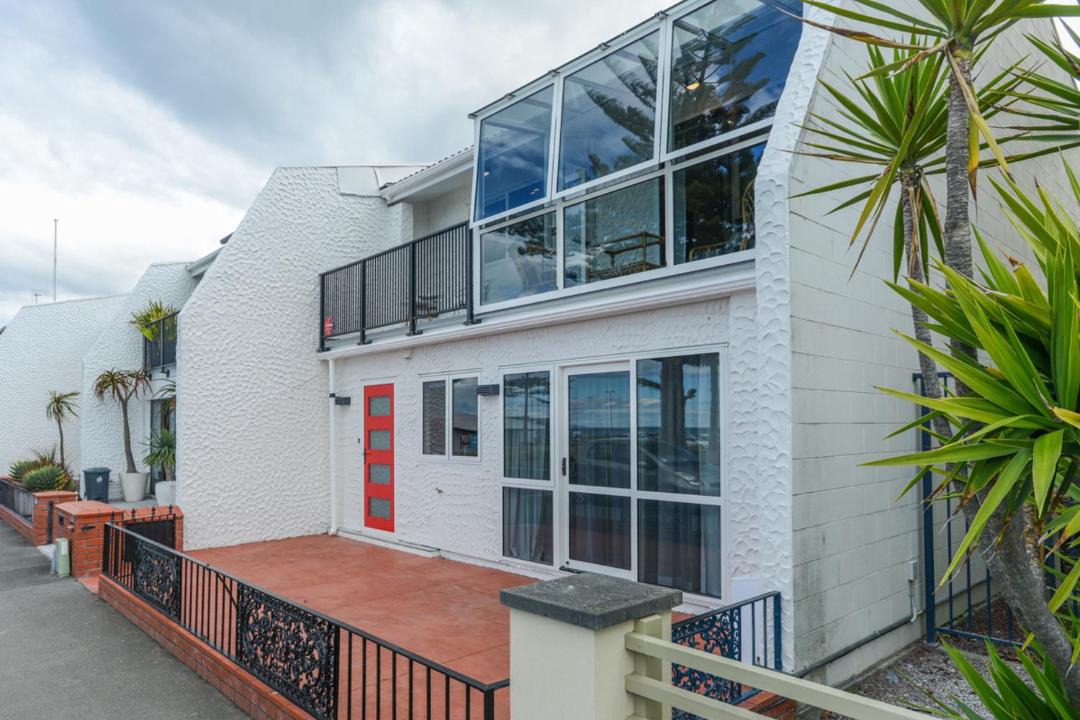 Photo of Buildings in Napier