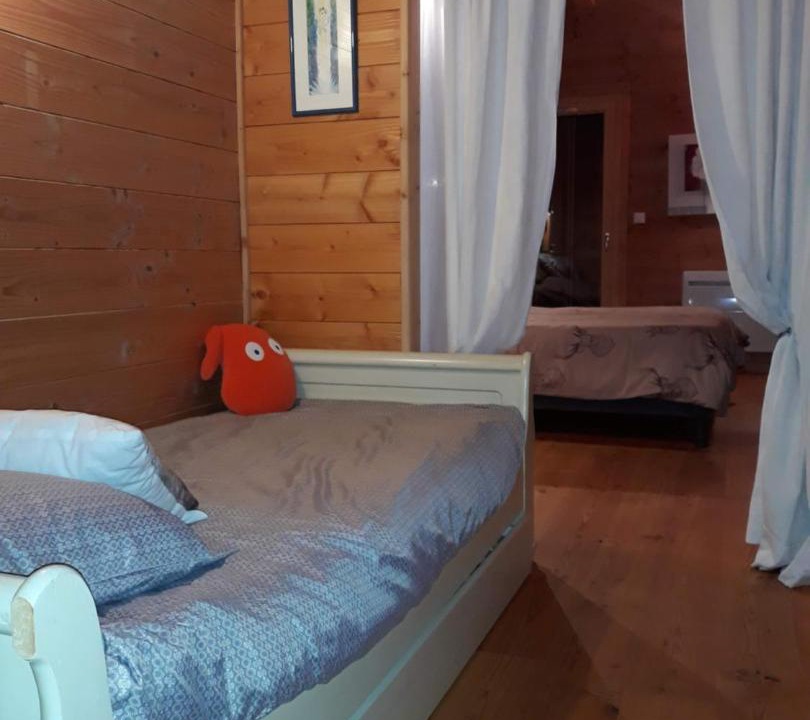 Photo of Bedroom in Agnieres-en-Devoluy