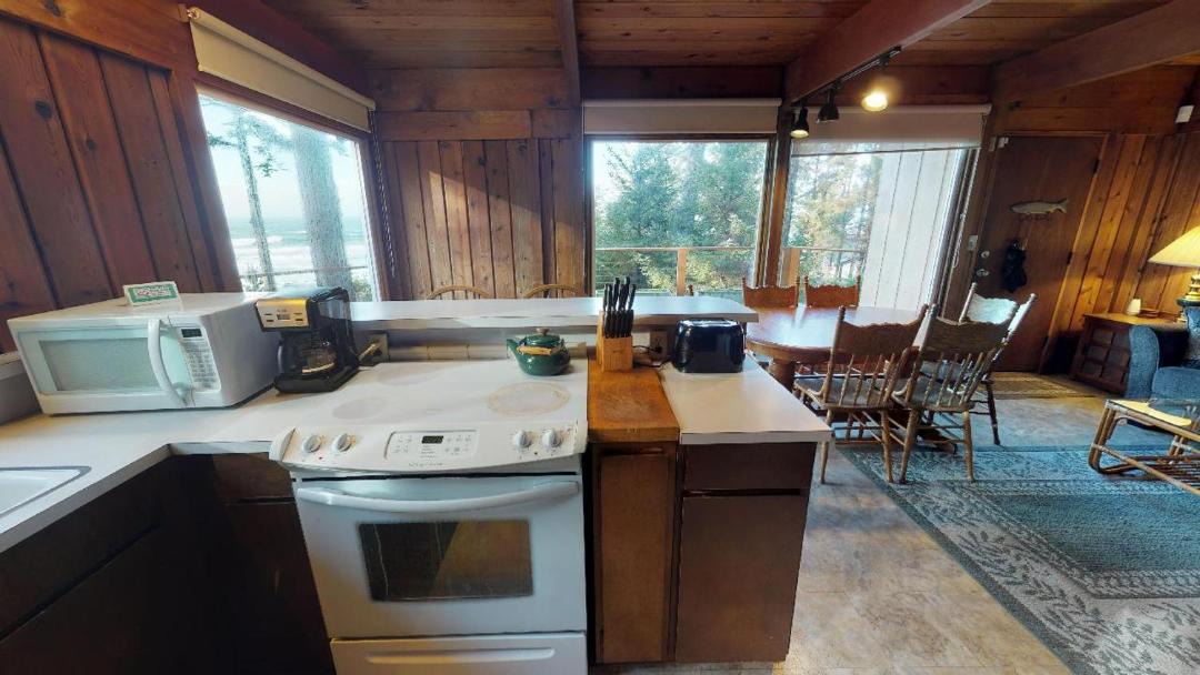 Photo of Others in Otter Rock