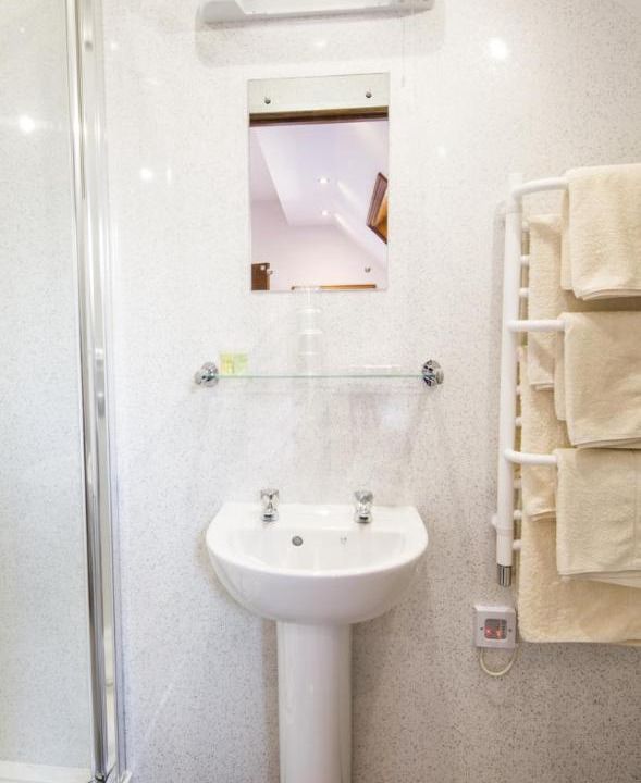 Photo of Bathroom in Cynghordy