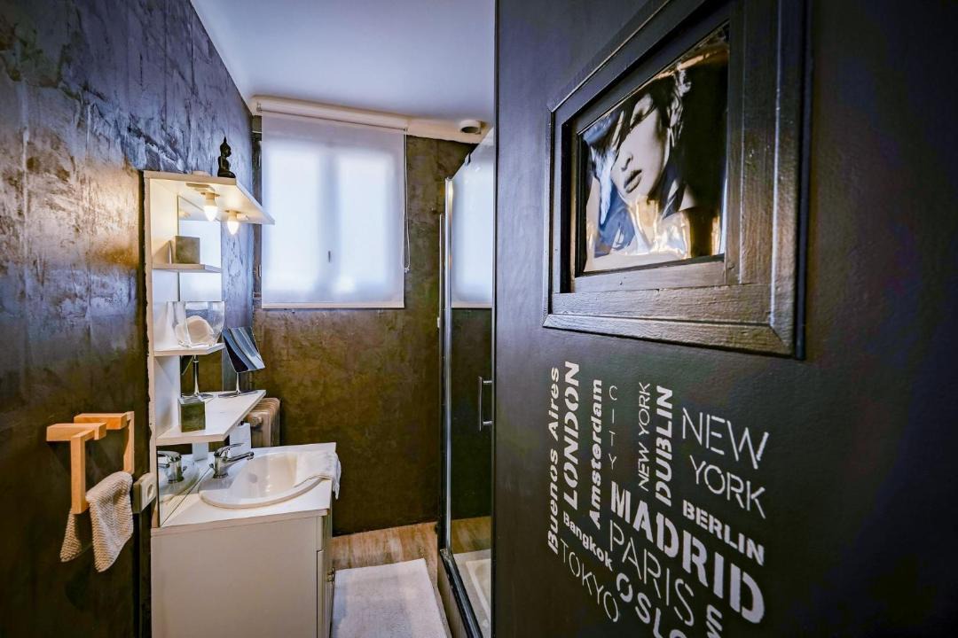 Photo of Bathroom in Sommieres