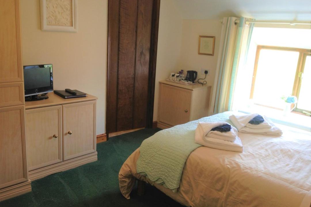 Photo of Others in Lower Godney