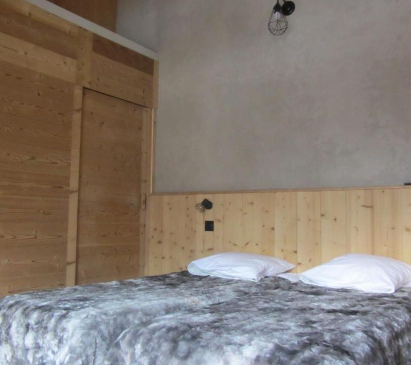 Photo of Bedroom in Praranger