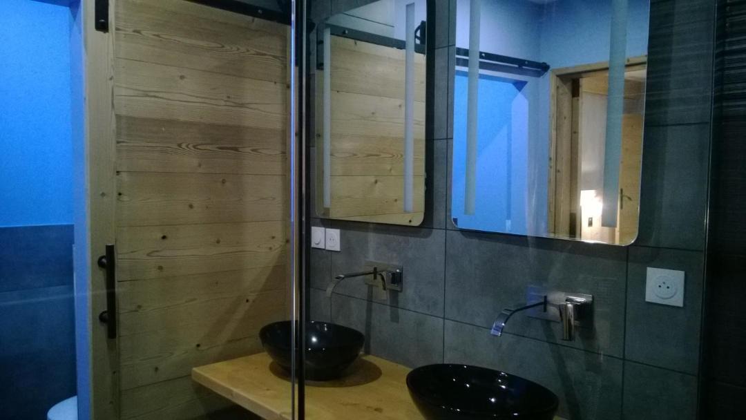 Photo of Others in Praranger