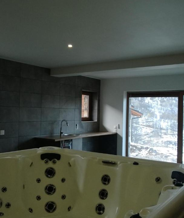 Photo of Others in Praranger