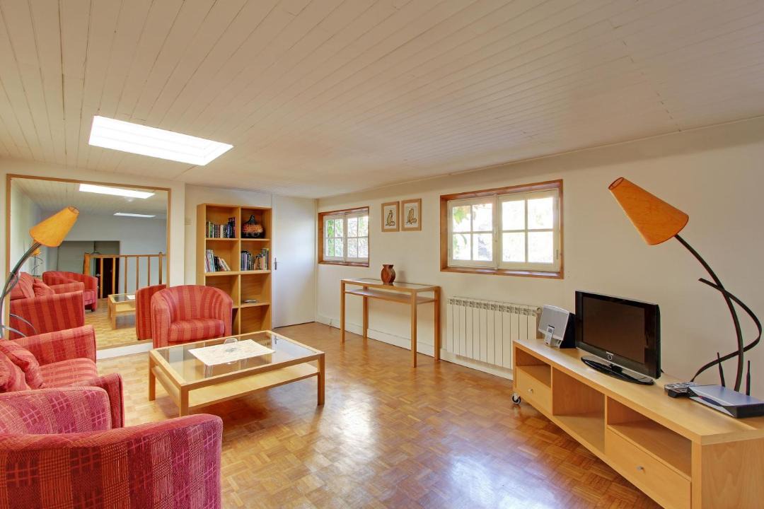 Photo of Livingroom in Quartier de la Salpetriere