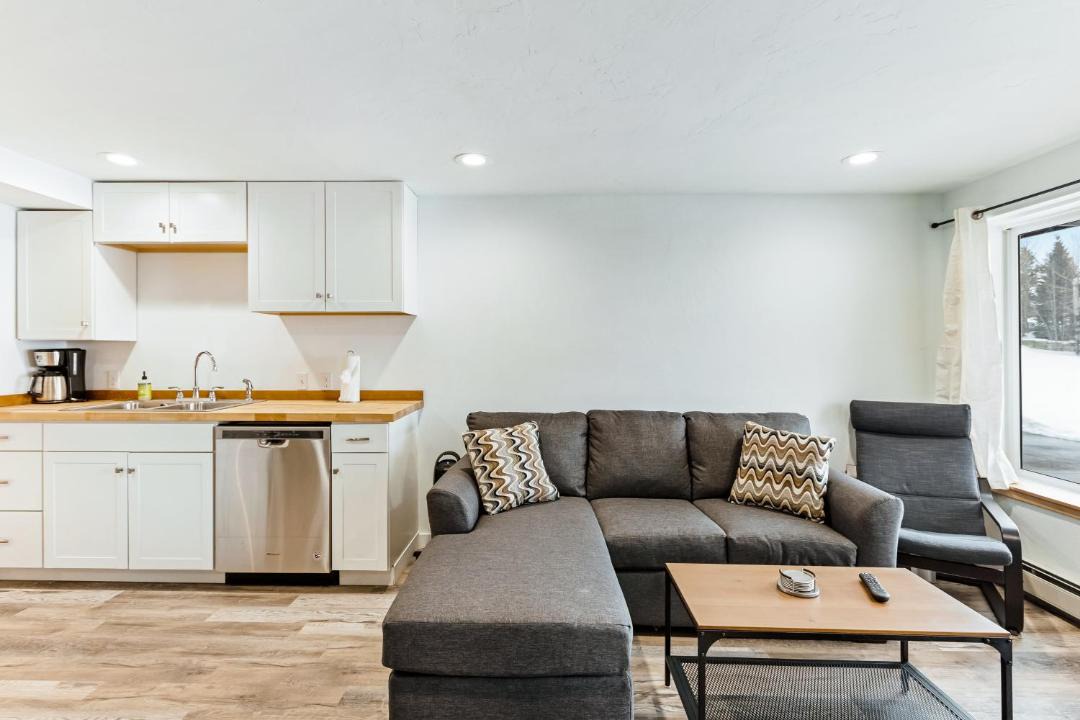 Photo of Livingroom in Dillon