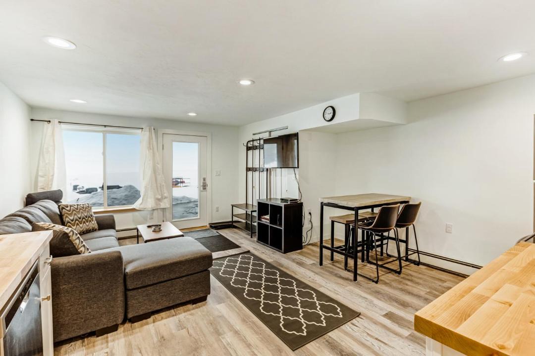 Photo of Livingroom in Dillon