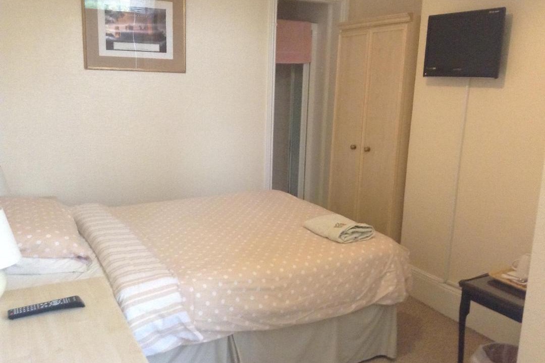 Photo of Others in Warwick