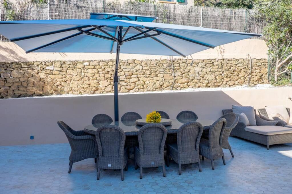 Photo of Patio Balcony in Le Lavandou