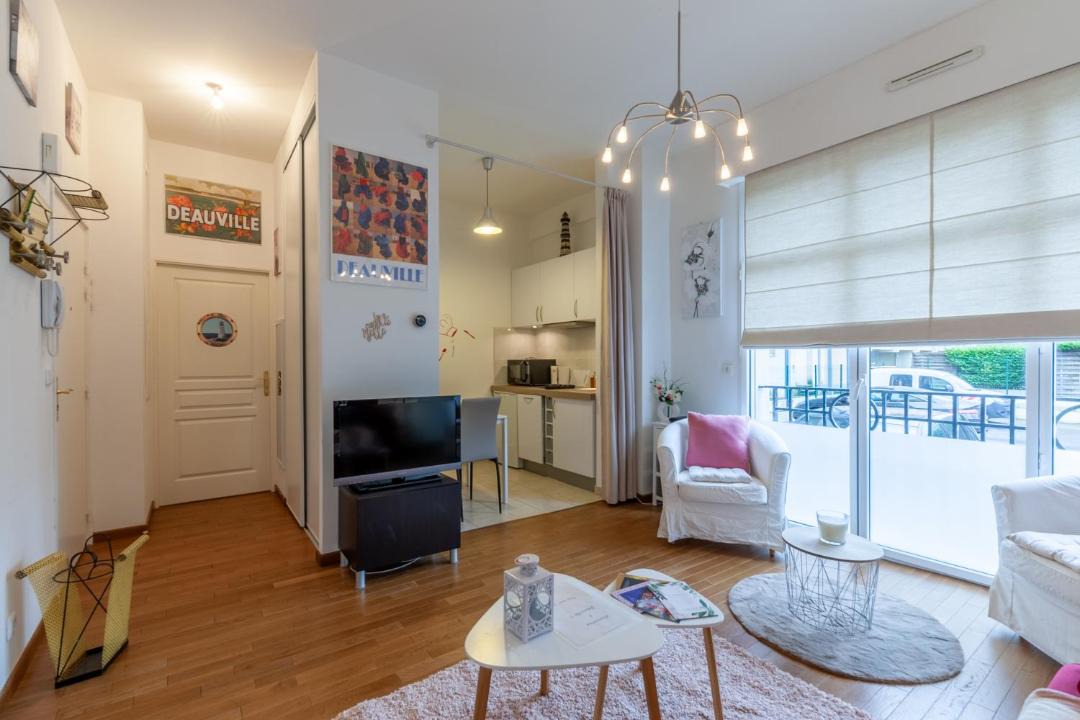 Photo of Livingroom in Deauville City Centre