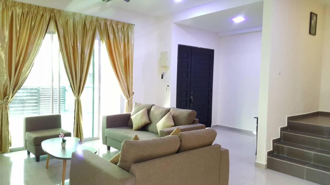 Photo of Livingroom in Taman Pakatan