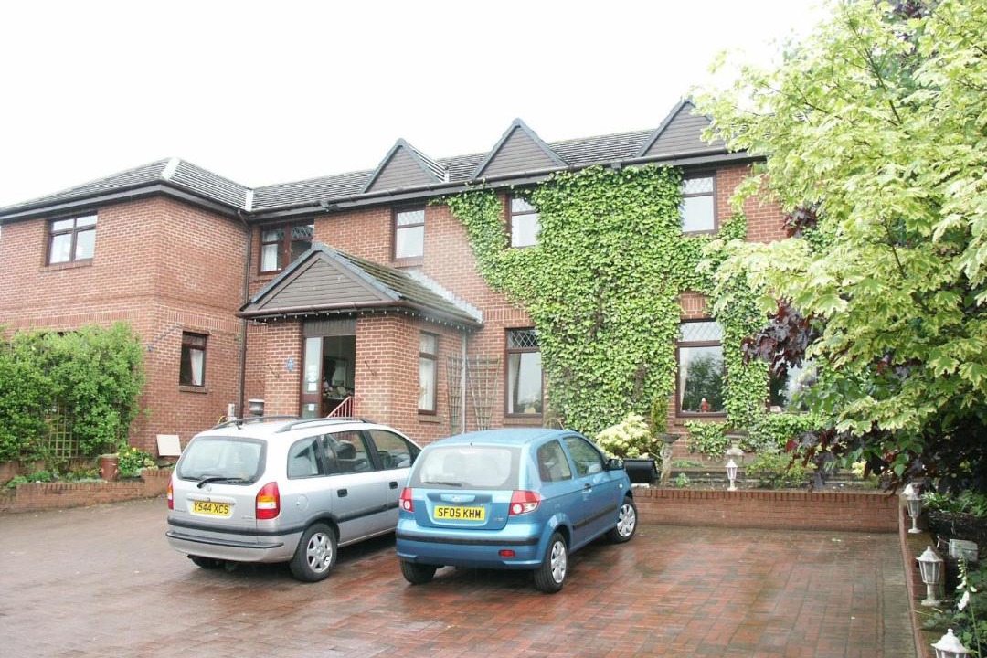 Photo of Others in Wishaw