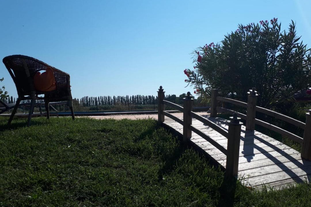 Photo of Buildings in Lamotte-du-Rhone