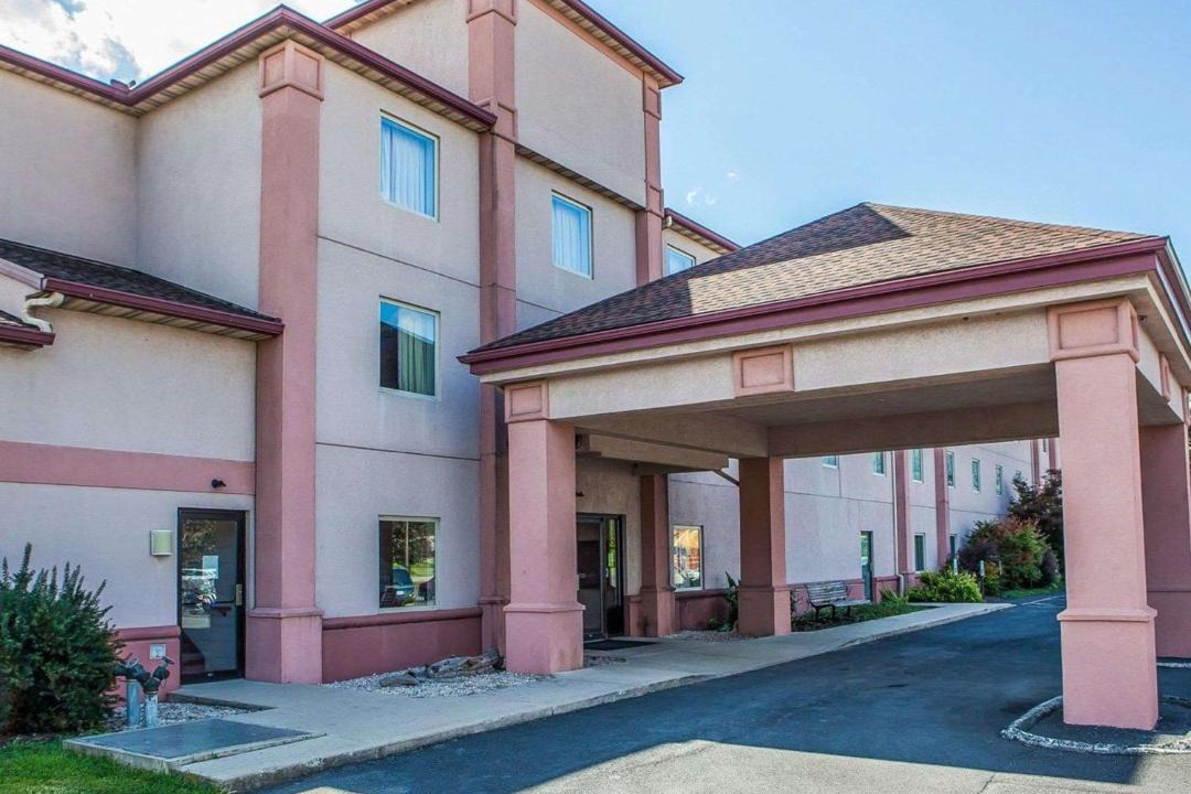 Photo of Others in Rehrersburg