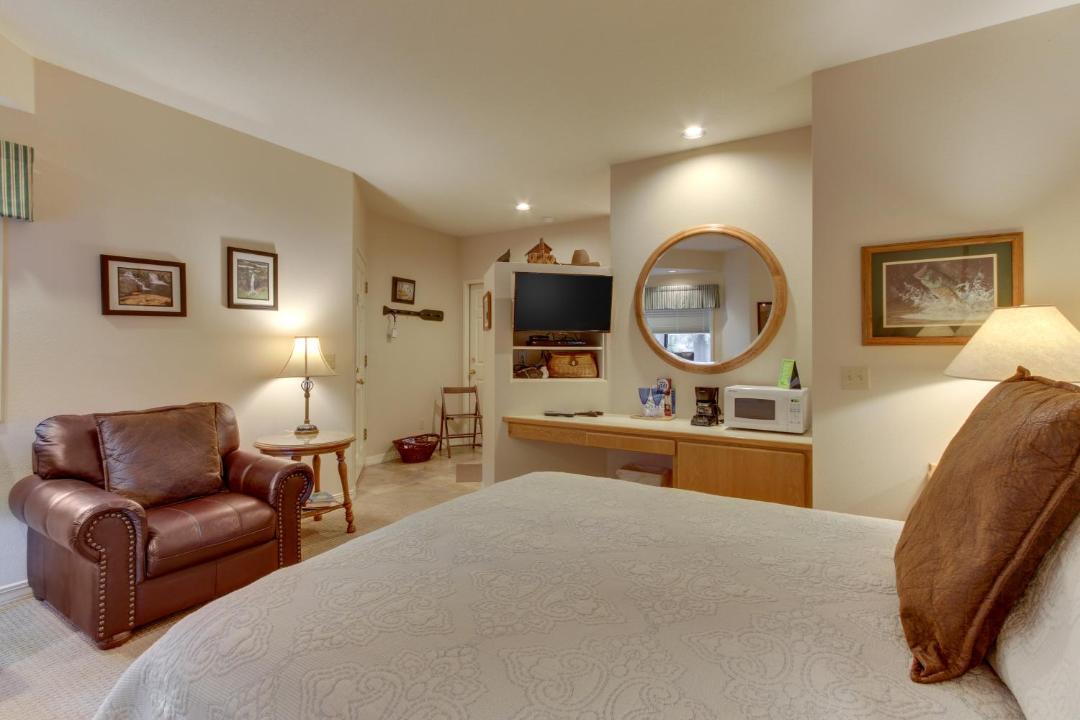 Photo of Others in Century West