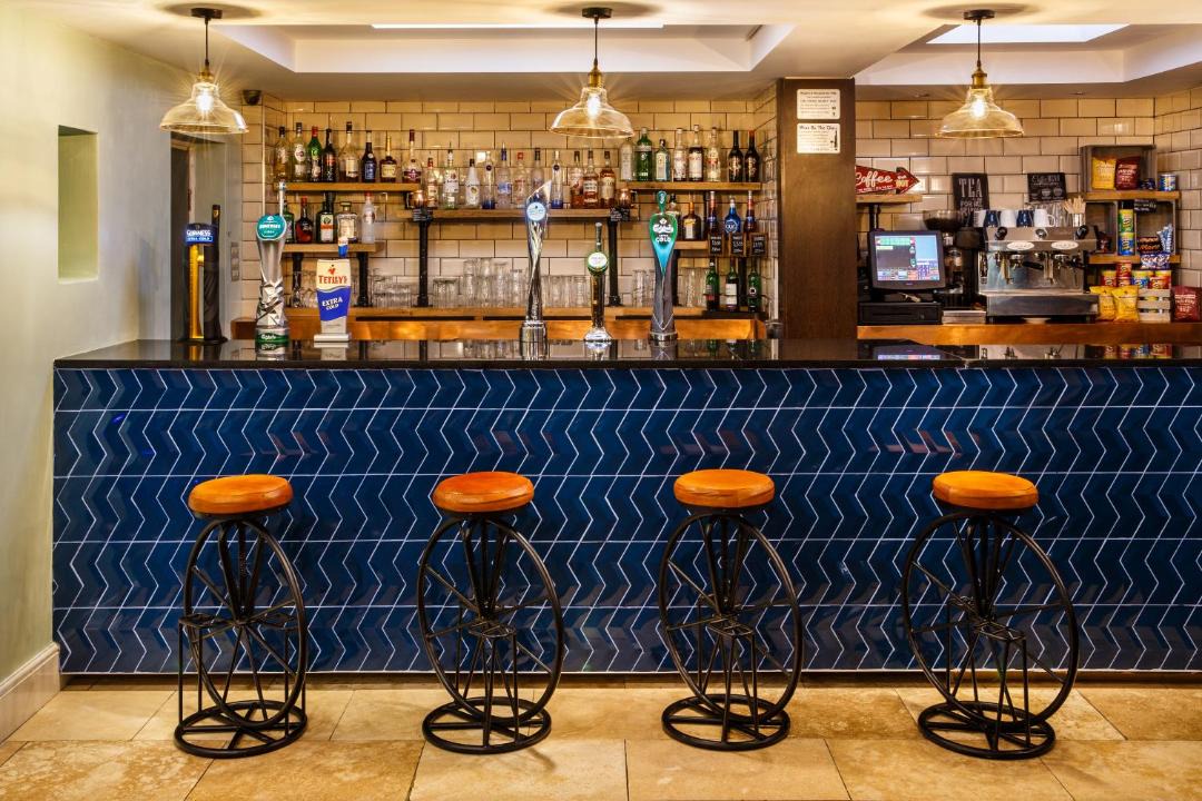 Photo of Others in Oldbury