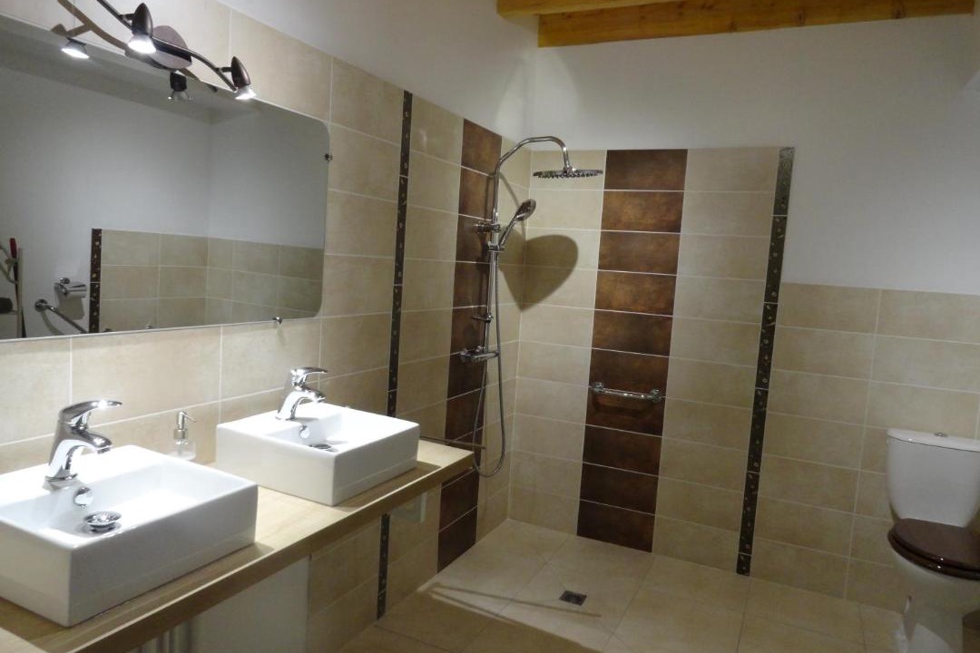 Photo of Others in Saint-Trivier-sur-Moignans