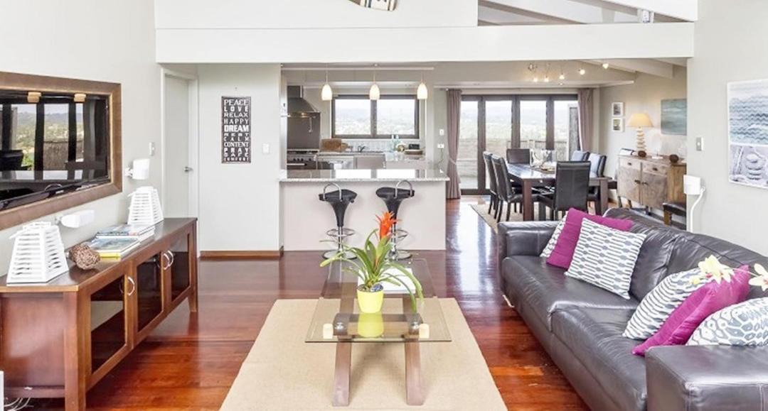 Photo of Livingroom in Oneroa