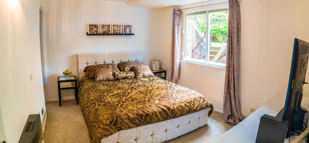 Photo of Bedroom in Chelsea Riverside